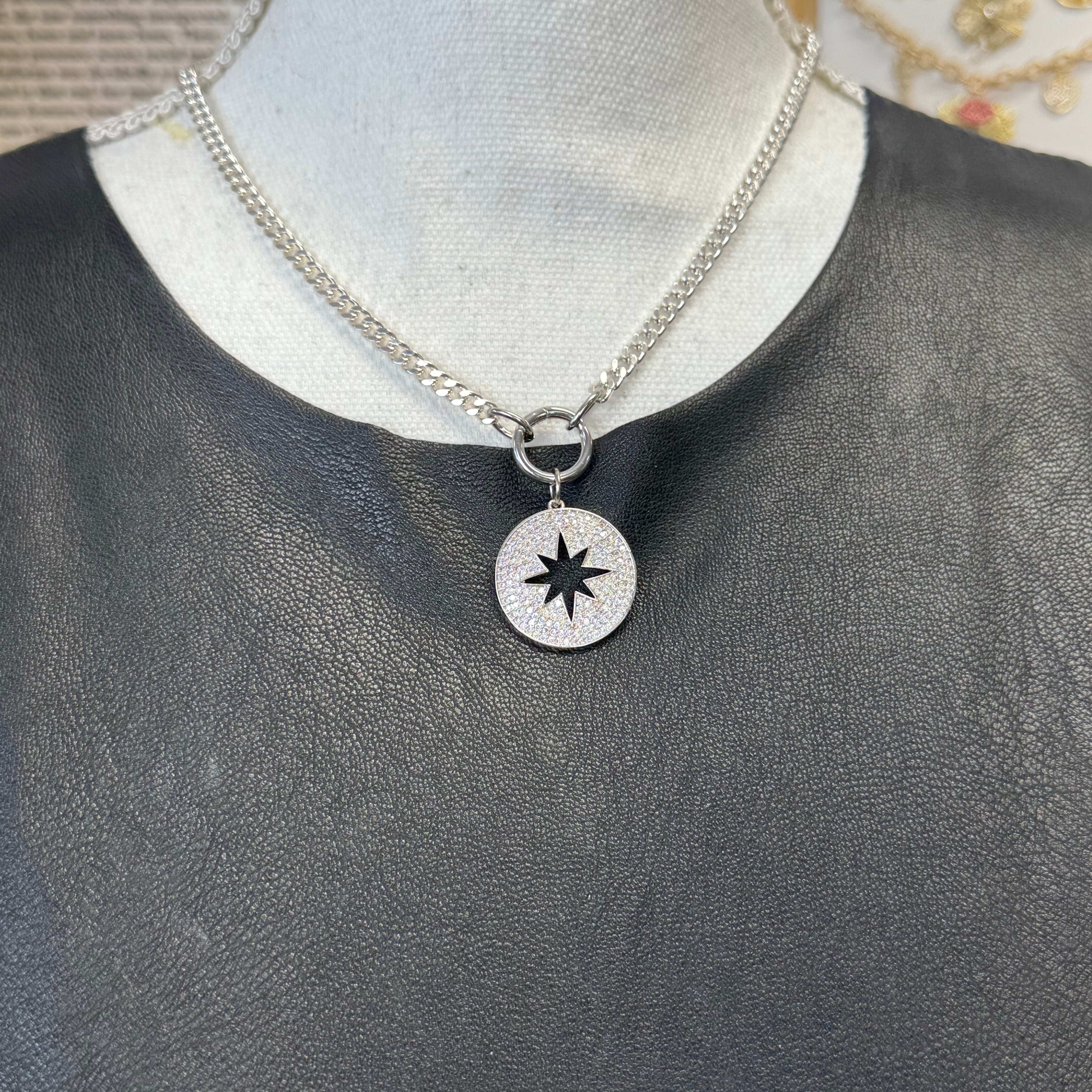 disc-starburst-charm-silver-lon-chain-ove-lisa.jpg