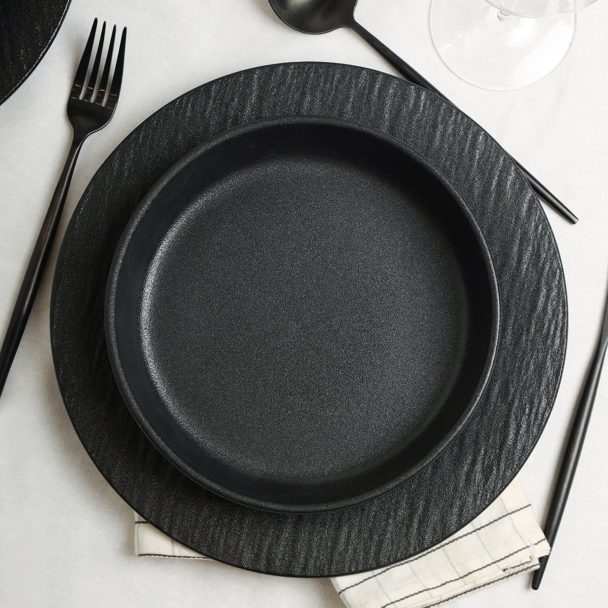 Senso New Bone China Dinnerware Set - Black: Premium Matte Black Ceramic Set for Daily & Formal Dining, Suitable for 4 or 8 People